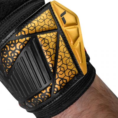 7. Reusch Attrakt Solid 5570515 7075 Goalkeeper Gloves