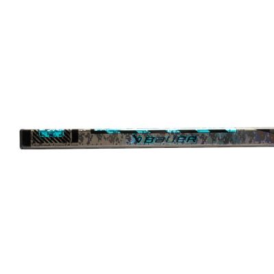 8. Bauer Twitch Sr 1063989 composite stick