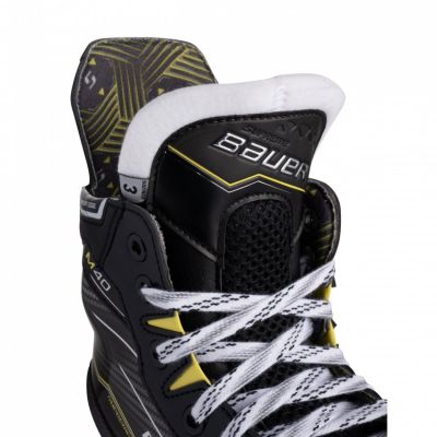 5. Bauer Supreme M40 Jr Hockey Skates