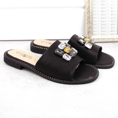 12. S.Barski W OLI262A black zirconium flip-flops