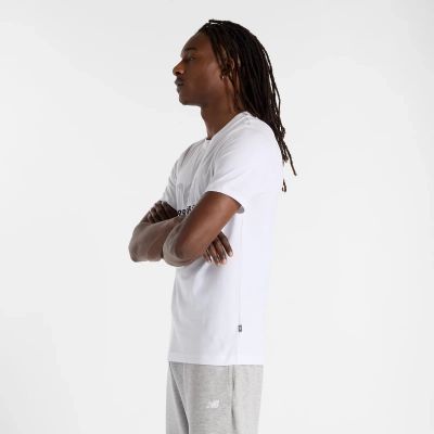 2. New Balance Sport Graphic T-shirt M MT51940WT