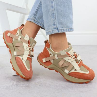 2. Women's beige and orange leather sneakers Goe RR2N4064