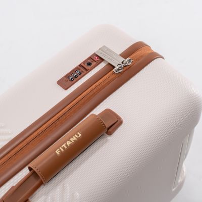 5. Fitanu Braggi S 92800649012 suitcase 