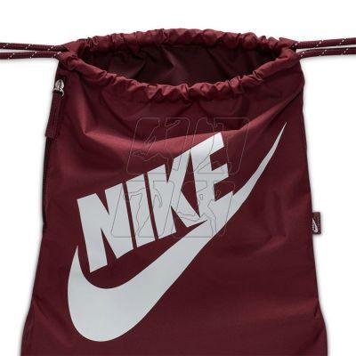3. Nike Heritage Drawstring Bag DC4245-681