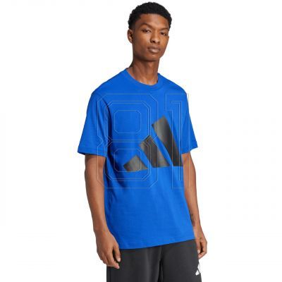 3. adidas Essentials Big Logo T-shirt M JE8942
