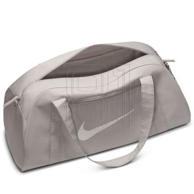 4. Nike Gym Club bag DR6974-009