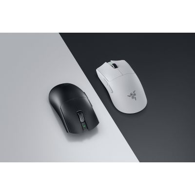 8. Razer Viper V4 Pro Gaming Mouse Right Side RF Wireless + USB Type-C Optical 50000 DPI