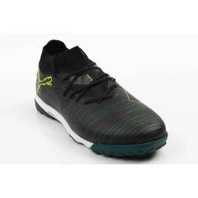 6. Puma men's sports shoes Future 8 Pro Cage football boots