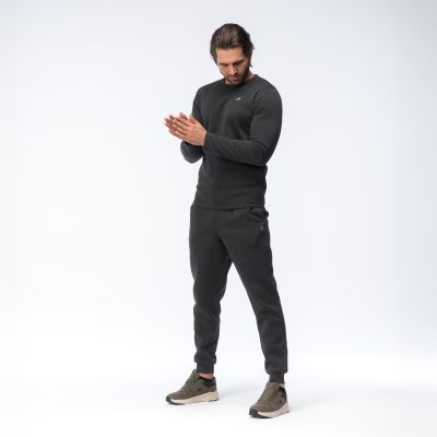 9. Men’s Long-Sleeve Shirt ATHLUXE LS