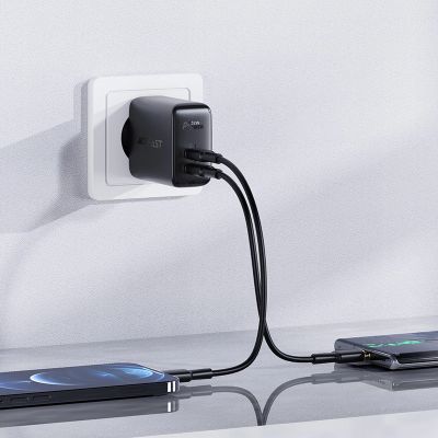 4. Acefast wall charger USB Type C / USB 32W, PPS, PD, QC 3.0, AFC, FCP black (A5 black)