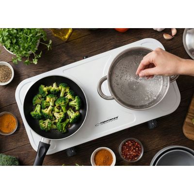 20. ESPERANZA ELECTRIC COOKER COTOPAXI WHITE EKH010W