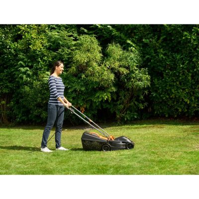 5. Black & Decker BEMW351-QS Lawn Mower Standard Lawn Mower Black, Orange