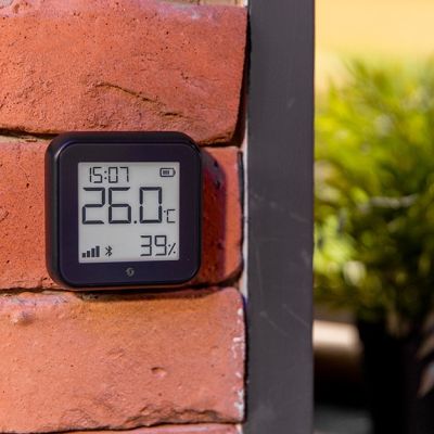 4. Shelly H&T Gen3 Indoor/Outdoor Temperature and Humidity Sensor Freestanding Wired and Wireless