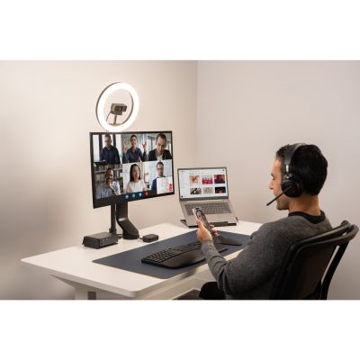 31. Kensington H3000 Bluetooth Over-Ear Headphones