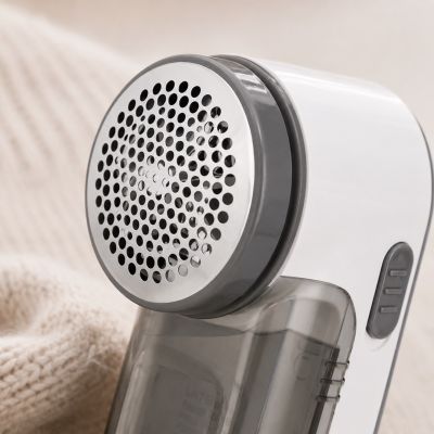 16. ESPERANZA PLUMP Fabric Shaver ECS009