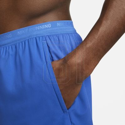 13. Nike Dri-FIT Stride M DM4755-480 Shorts