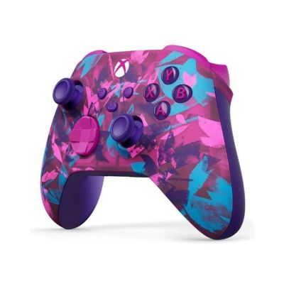 5. MICROSOFT Xbox Series Heart Breaker Limited Controller