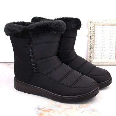 9. Insulated snow boots with fur Potocki W WOL197 black