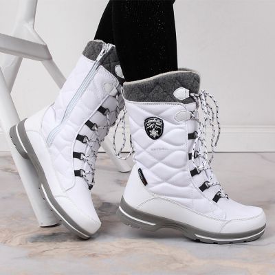 11. American Club W AM516B Waterproof Snow Boots