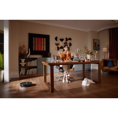 15. Roborock Qrevo 5AE black cleaning robot