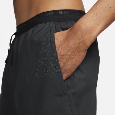 3. Shorts Nike Dri-FIT Stride M DM4759-010