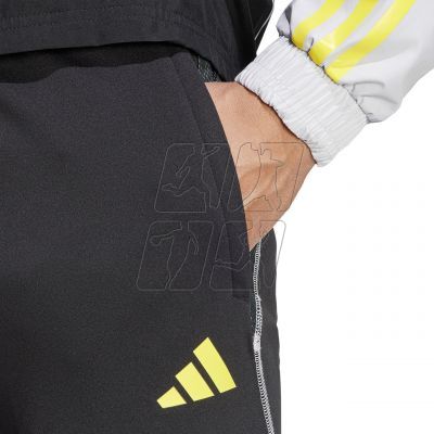 4. Shorts adidas Tiro 23 Competition Training Half M IC4568