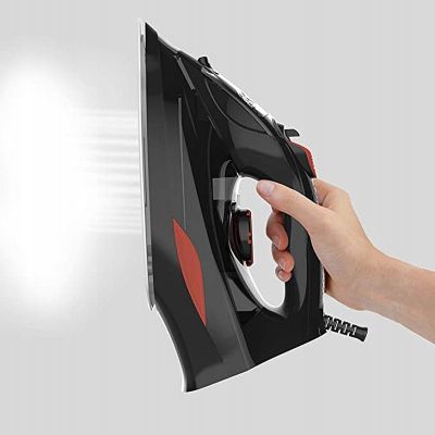 3. Black+Decker BXIR3000E steam iron (3000W; black)