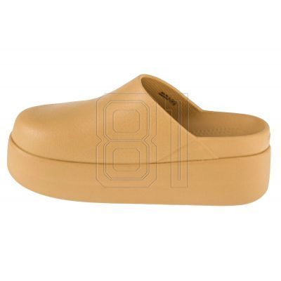 2. Crocs Dylan Platform Clog W 209869-209