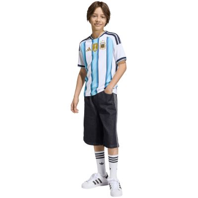 9. adidas Argentina 26 Kids T-Shirt KA8119