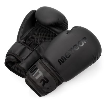 31. Meteor 6kg Punching Bag and 6oz Boxing Gloves Set