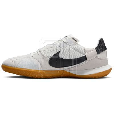 2. Nike Streetgato IC HV5759-100 shoes