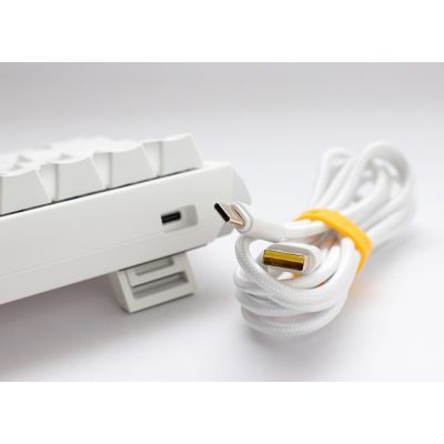 6. Ducky One 3 Classic Pure White SF Gaming Keyboard USB German White