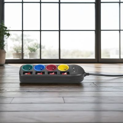 15. MACLEAN POWER STRIP 4 OUTLETS 2XUSB MCE229B