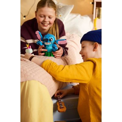 9. LEGO Disney 43296 - Stitch and Strupka