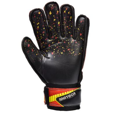 9. Meteor Defense Goalkeeper Gloves 03813-03818