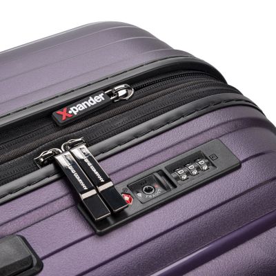 13. SwissBags Echo 16579 suitcase