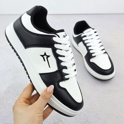 2. Big Star W RR274A240 Shoes