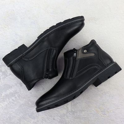 10. Men’s Black Warm-Lined Zip-Up Ankle Boots VanHorn AN71309