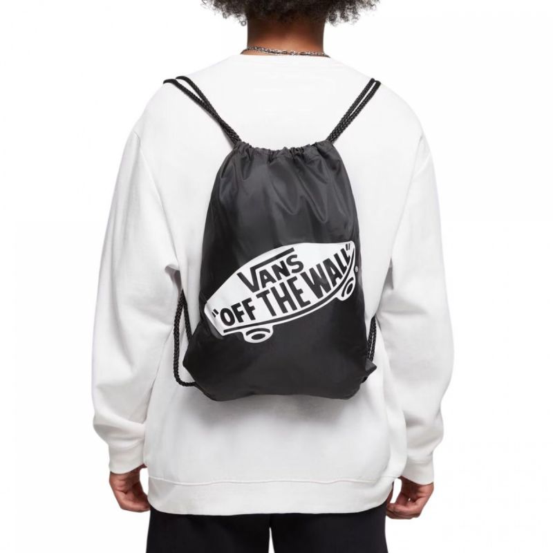 5. Vans Benched Bag VN000HECBLK1