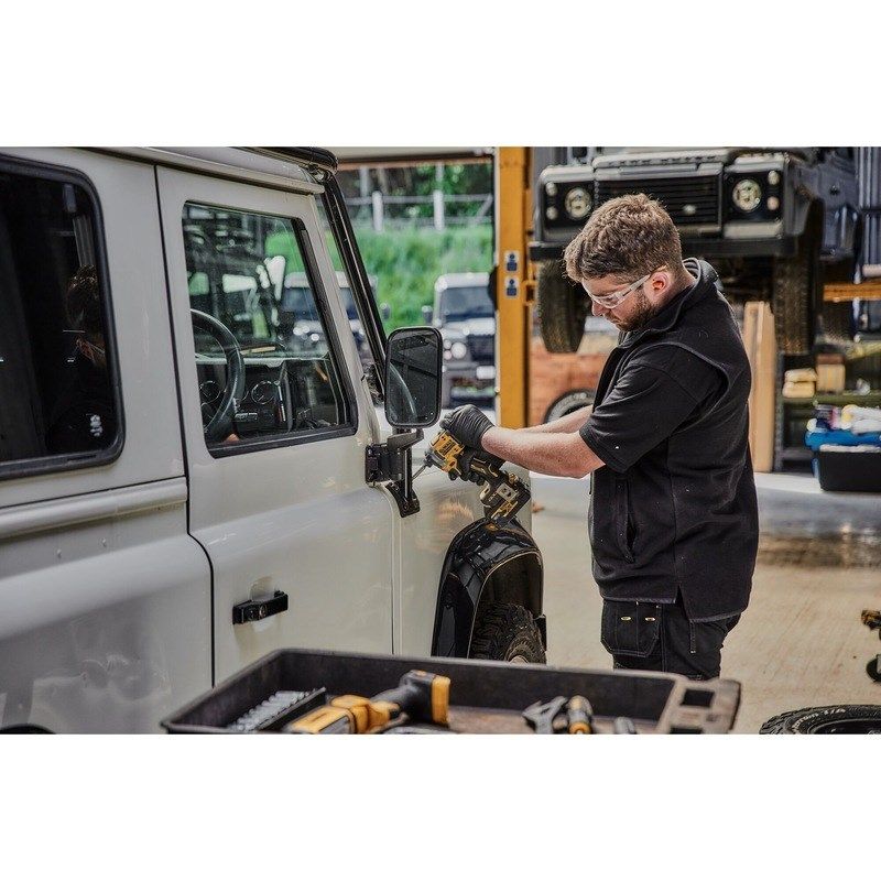 20. 18V DCF850N-XJ DEWALT Battery Impact Driver
