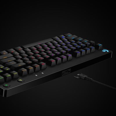 6. Logitech G915 LIGHTSPEED WRLS RGB MECH KB/GL CLICKY keyboard - CARBON US INTL