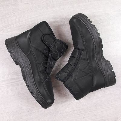 4. Velcro insulated snow boots NEWS W EVE380