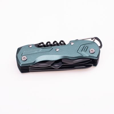 2. MAGNUM MULTIK pocket knife