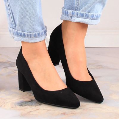 18. Sergio Leone W SK403A black suede pumps on a block heel