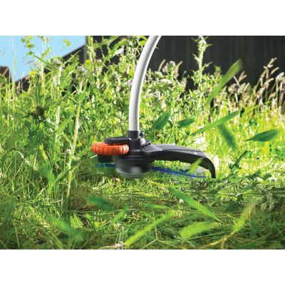 6. Black & Decker GL9035-QS Brush Cutter/Trimmer 900W Electric Black, Orange