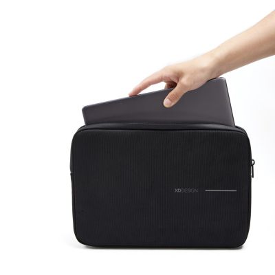 3. XD DESIGN LAPTOP SLEEVE 14 BLACK P/N: P706.201