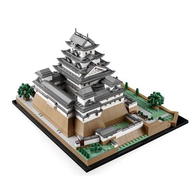 14. LEGO Architecture 21060 Himeji Castle
