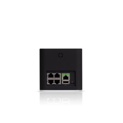 4. Ubiquiti HD Gamer’s Edition wireless router Gigabit Ethernet Dual-band (2.4 GHz/5 GHz) Black
