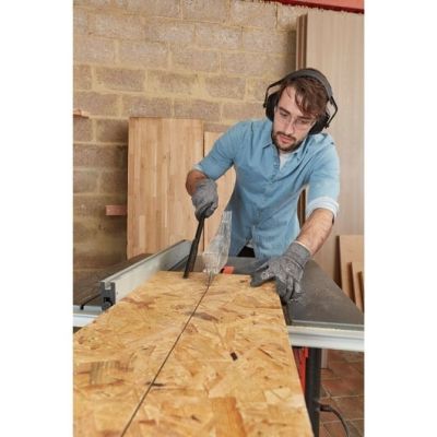 9. BES720-QS BLACK+DECKER Table Saw