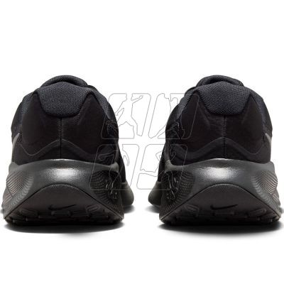 4. Nike Revolution 7 M FB2207 005 running shoes